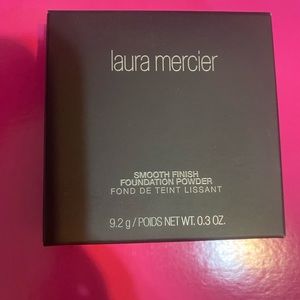 Laura Mercier Smooth Finish Foundation Powder— 6C1
